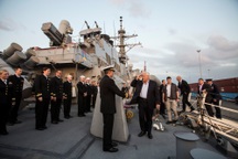 S-300 Nga vừa tới Syria, Mỹ đưa tàu chiến cập cảng Israel sau 20 năm