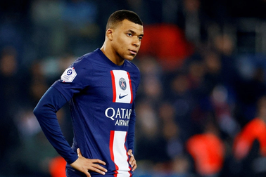 Mbappe nổi cơn thịnh nộ, công khai chỉ trích PSG