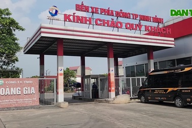 Bến xe khách hàng chục tỷ đồng "chết yểu" giữa trung tâm thành phố