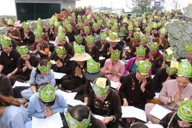 Hơn 3 nghìn Phật tử hành hương về Yên Tử