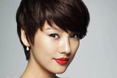 Lee Hyori “ghen” với cô dâu mới Lee Soo Young
