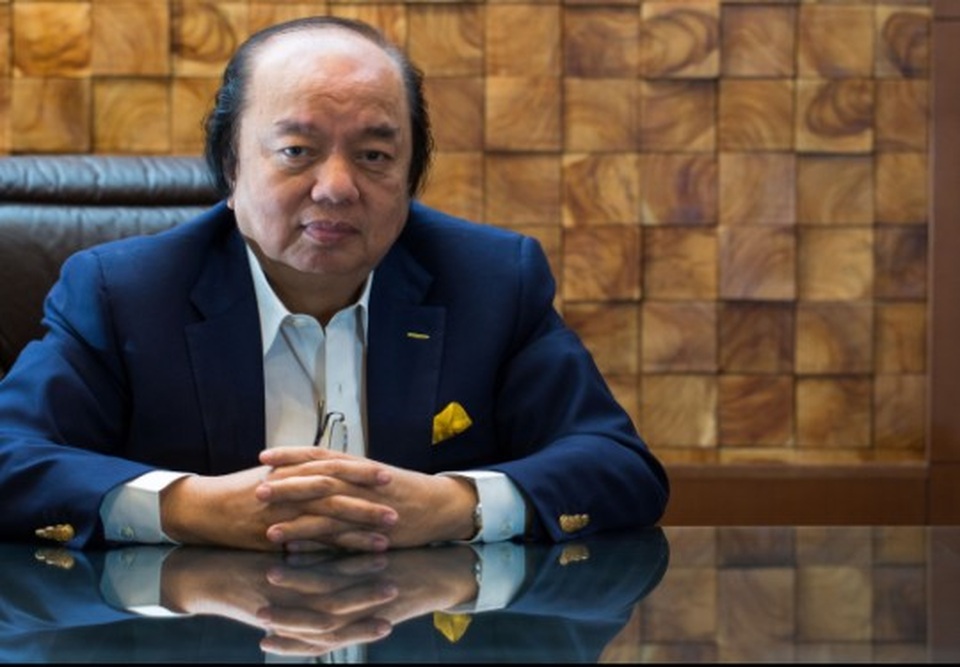 Đại gia sinh ra trong gia đình nghèo và món quà khủng cho sinh viên - 2 Đại gia sinh ra trong gia đình nghèo và món quà khủng cho sinh viên - 2