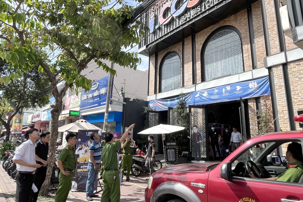 TPHCM tổng kiểm tra PCCC tại quán karaoke, vũ trường - 1 TPHCM tổng kiểm tra PCCC tại quán karaoke, vũ trường - 1