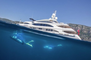 Siêu du thuyền phục vụ nhà giàu lướt ngoài biển lớn