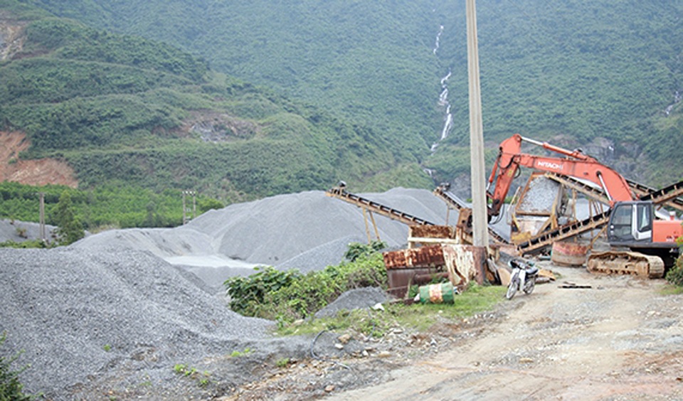 Đầu ra ế ẩm, đồng loạt doanh nghiệp khai thác đá lay lắt chờ phá sản - 1 Đầu ra ế ẩm, đồng loạt doanh nghiệp khai thác đá lay lắt chờ phá sản - 1