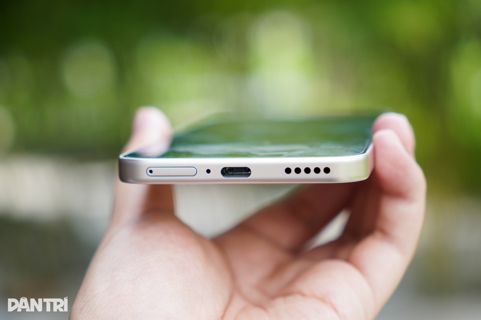 Đánh giá Honor 400: Hiệu suất tốt, AI đa dạng nhưng còn hạn chế về thiết kế - 4