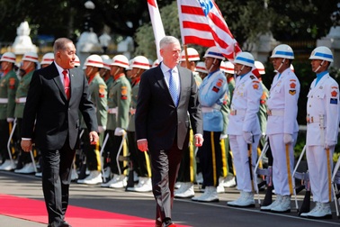 Ủng hộ Indonesia thay cách gọi khu vực ở Biển Đông, Mỹ khiến Trung Quốc “nóng mặt”?