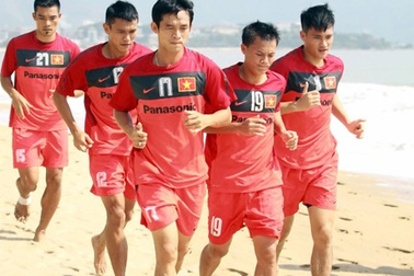 Sao bóng đá Việt và nỗi lo thất nghiệp