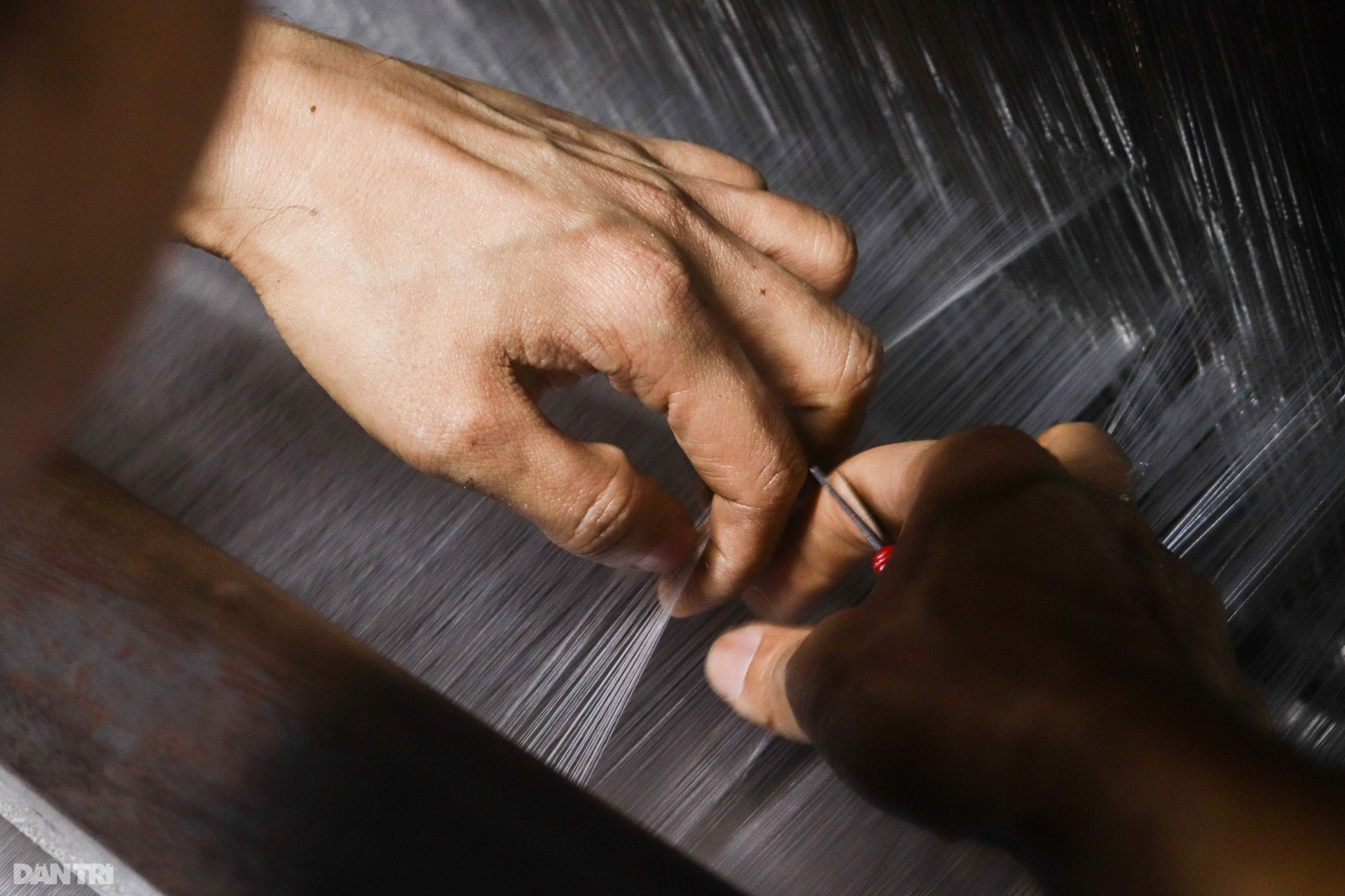 Người giữ nghề dệt truyền thống qua 6 đời, làm cả ngày lãi không đủ bát phở - 8