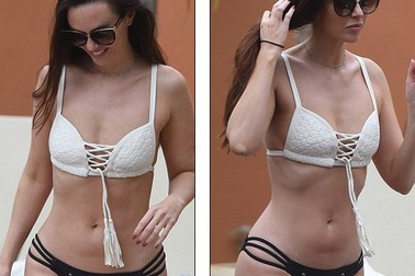 Mê mẩn thân hình "đồng hồ cát" của Jennifer Metcalfe