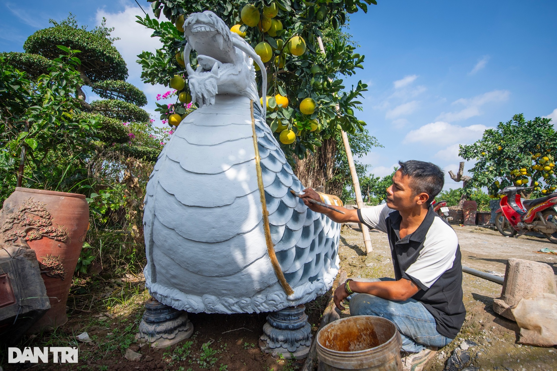 Tạo hình ô tô, tàu thuyền như thật làm chậu cây cảnh đón xuân - 5 Tạo hình ô tô, tàu thuyền như thật làm chậu cây cảnh đón xuân - 5