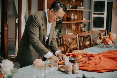 Được mất với nghề thời thượng