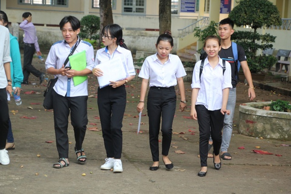 Địa phương ráo riết chuẩn bị kỳ thi tốt nghiệp THPT an toàn, nghiêm túc - 2 Địa phương ráo riết chuẩn bị kỳ thi tốt nghiệp THPT an toàn, nghiêm túc - 2