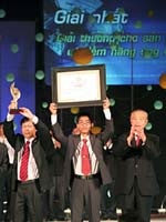 Chùm ảnh: Đêm trao giải Nhân tài Đất Việt 2006