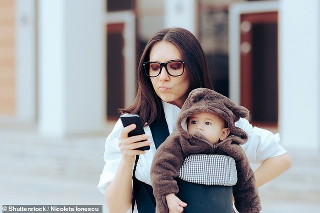 นิสัยพ่อแม่ส่งผลต่อสมองลูก เพิ่มความเสี่ยงเป็นโรคซึมเศร้า - 1 Một thói quen của cha mẹ ảnh hưởng tới não trẻ, làm tăng nguy cơ trầm cảm - 1