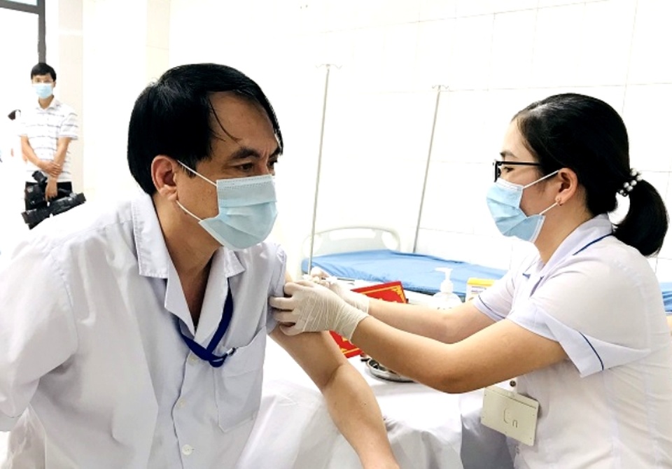 Đình chỉ hoạt động doanh nghiệp không đảm bảo phòng, chống dịch Covid-19 - 2 Đình chỉ hoạt động doanh nghiệp không đảm bảo phòng, chống dịch Covid-19 - 2