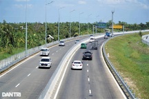 Giá nguyên vật liệu tăng nhanh, nhiều đại dự án cao tốc, sân bay "ngấm đòn"