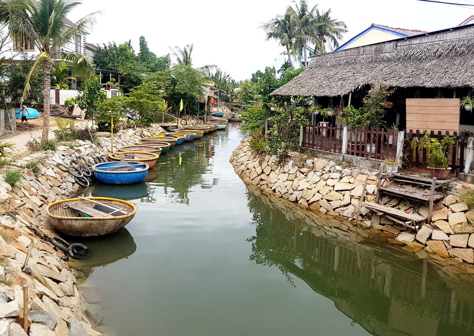 “Miền Tây Nam bộ” ở Hội An vắng khách vì dịch Covid-19 - 2 “Miền Tây Nam bộ” ở Hội An vắng khách vì dịch Covid-19 - 2