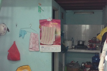 Sợ bị phát hiện có con hoang, nữ sinh viên bóp mũi, bịt miệng con