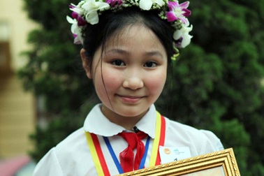 Nghe chia sẻ của phụ huynh có con đạt giải Olympic tiếng Anh