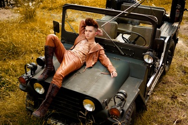 Nam Cường sang Hồng Kông xem ca nhạc