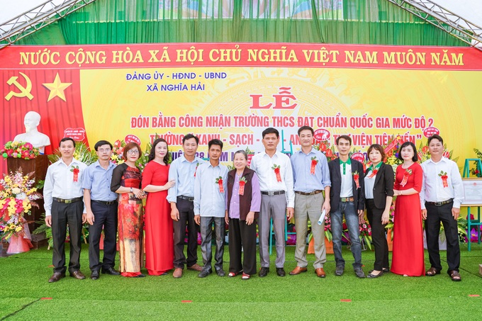 Trường THCS Nghĩa Hải đón nhận Bằng công nhận trường đạt chuẩn Quốc gia mức độ 2 - Ảnh 12.