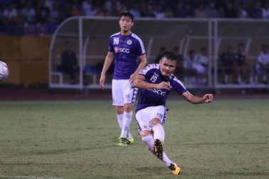 Siêu phẩm của Quang Hải vẫn thua cú nã đại bác ở giải Bàn thắng đẹp nhất