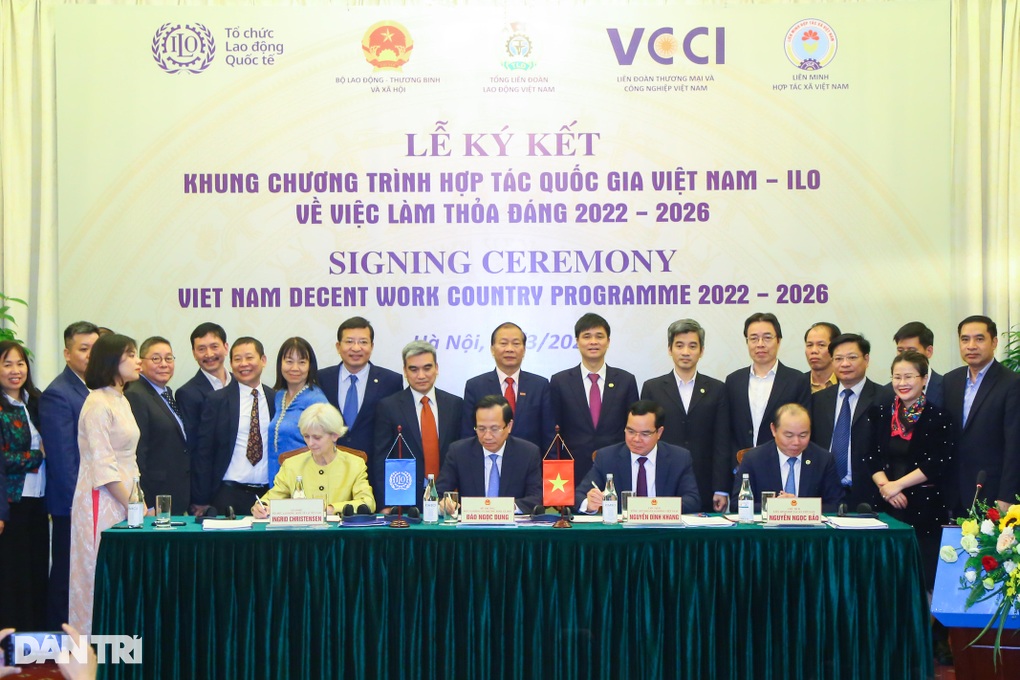 5 hoạt động ưu tiên thúc đẩy việc làm thỏa đáng - 2 5 hoạt động ưu tiên thúc đẩy việc làm thỏa đáng - 2