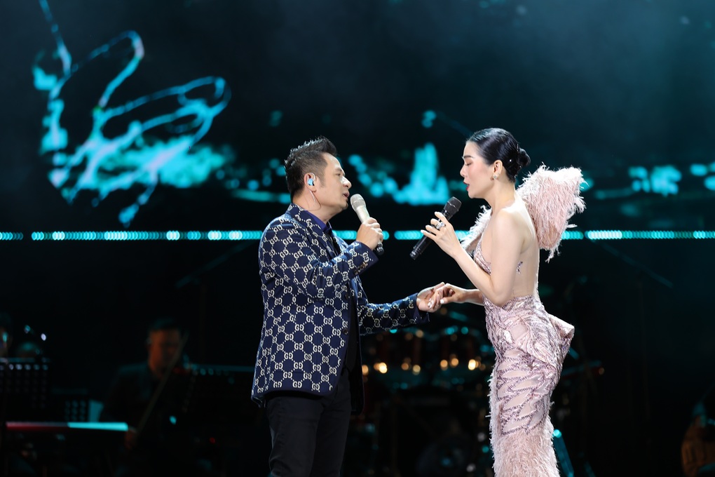 Bằng Kiều hội ngộ 3 người tình trên sân khấu Hà Nội - 1