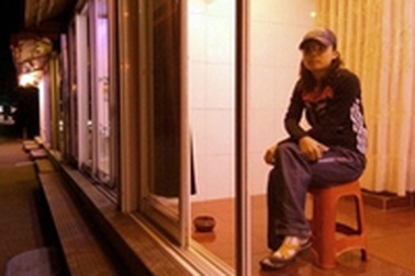 Chuyện ngoại tình đốt nóng tòa án Hàn Quốc