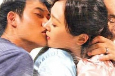 Bỏ chồng con theo trai đến khi bồ đá lại về đánh ghen với người yêu của chồng cũ