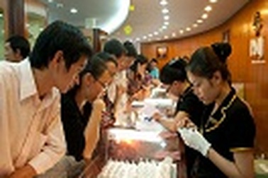 Tỉnh táo khi chọn mua trang sức