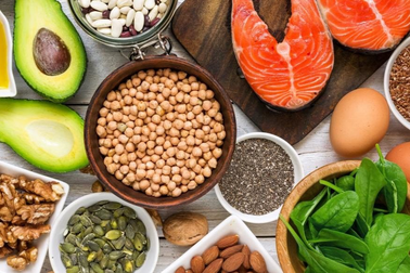 Trẻ ăn nhiều chất béo này không hại mà lợi đủ đường