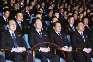 Bí thư đảng Lao động Triều Tiên “bị teo chân” sau 3 tháng vắng bóng