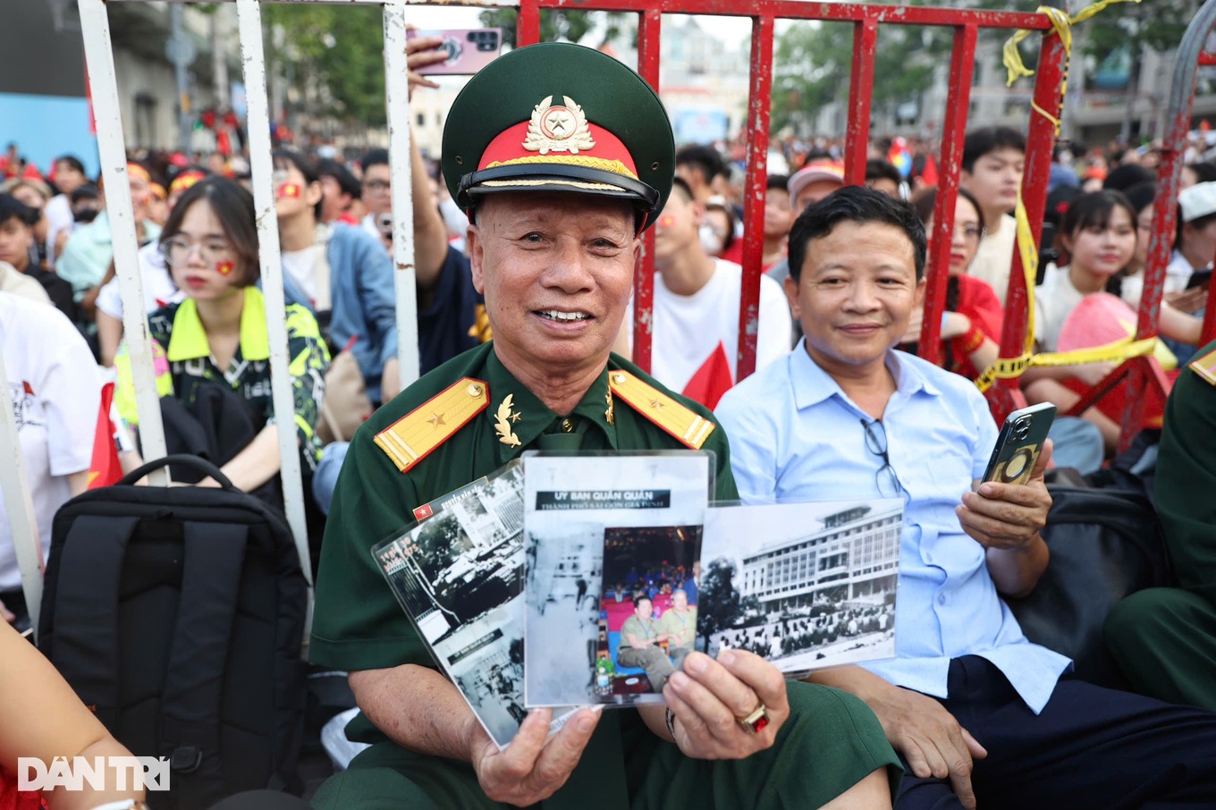 tonducthang_anhkhoa_2.jpg tonducthang_anhkhoa_2.jpg