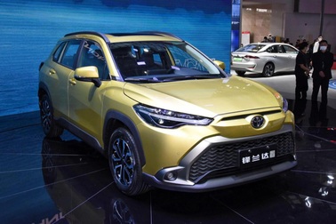 Chi tiết Toyota Frontlander 2022: Phiên bản "song sinh" của Corolla Cross