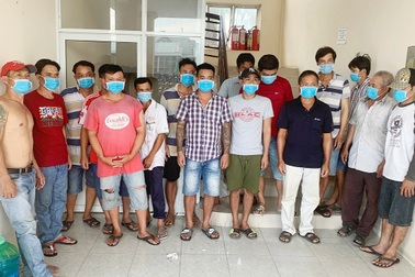 Tổ chức cá độ bóng đá giữa mùa dịch, 4 đối tượng bị bắt tạm giam