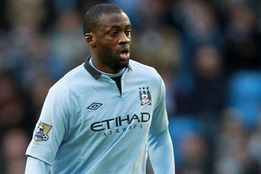 Man City duy trì mức lương “khủng” để giữ chân Yaya Toure