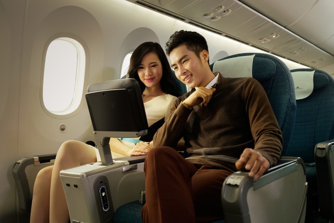 Vietnam Airlines phục vụ ấn phẩm điện tử trên chuyến bay - Ảnh 1.