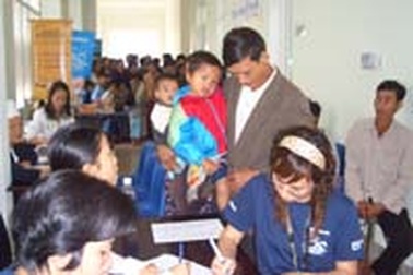 Abbott đồng hành cùng OSV mang lại nụ cười cho trẻ em Việt Nam