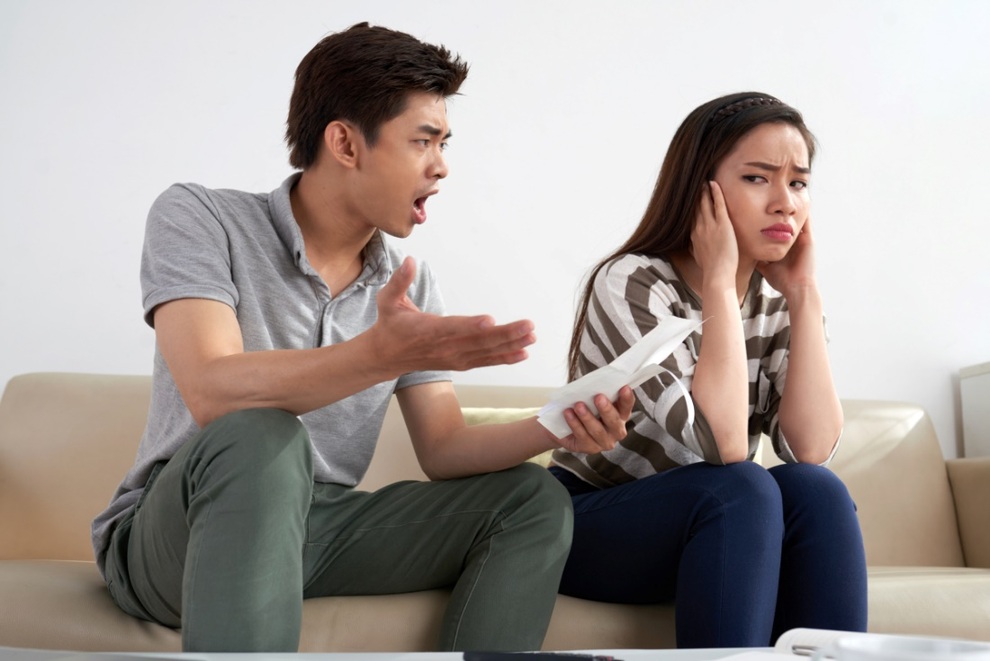 Bị chồng mắng giấu quỹ đen cho nhà ngoại, tôi nói câu khiến anh đau điếng - 1 Bị chồng mắng giấu quỹ đen cho nhà ngoại, tôi nói câu khiến anh đau điếng - 1