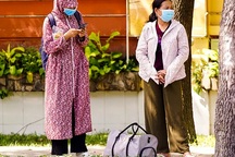 TPHCM: Người dân chật vật qua kỳ nghỉ trong cái nắng đổ lửa