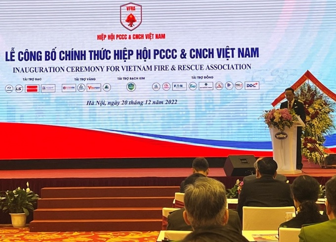 Chủ tịch Hiệp hội PCCC và CNCH Việt Nam -  Nguyễn Đỗ Tùng Cương phát biểu tại buổi lễ