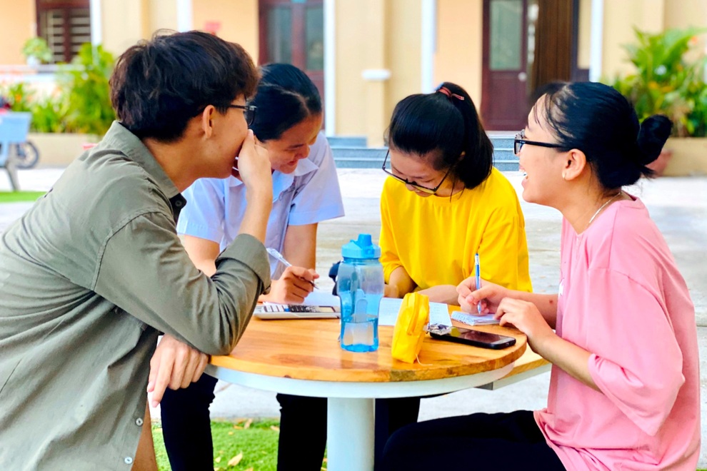 Thí sinh đạt điểm 10 môn Văn đã trúng tuyển vào Đại học Ngoại thương Hà Nội - 3 Thí sinh đạt điểm 10 môn Văn đã trúng tuyển vào Đại học Ngoại thương Hà Nội - 3