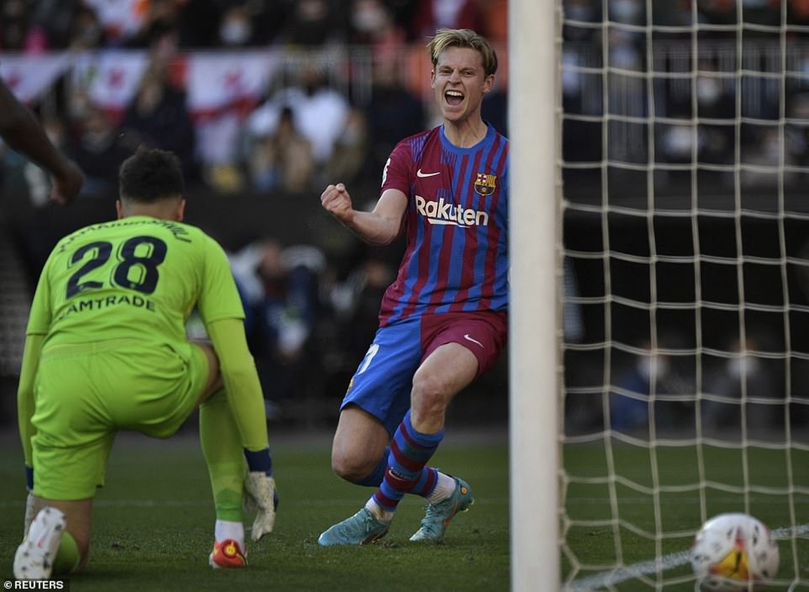 Aubameyang lập cú đúp, Barcelona thắng đậm trên sân Valencia - 2 Aubameyang lập cú đúp, Barcelona thắng đậm trên sân Valencia - 2