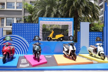 Mua xe máy điện nhận một năm thuê pin kèm ưu đãi 3 triệu đồng