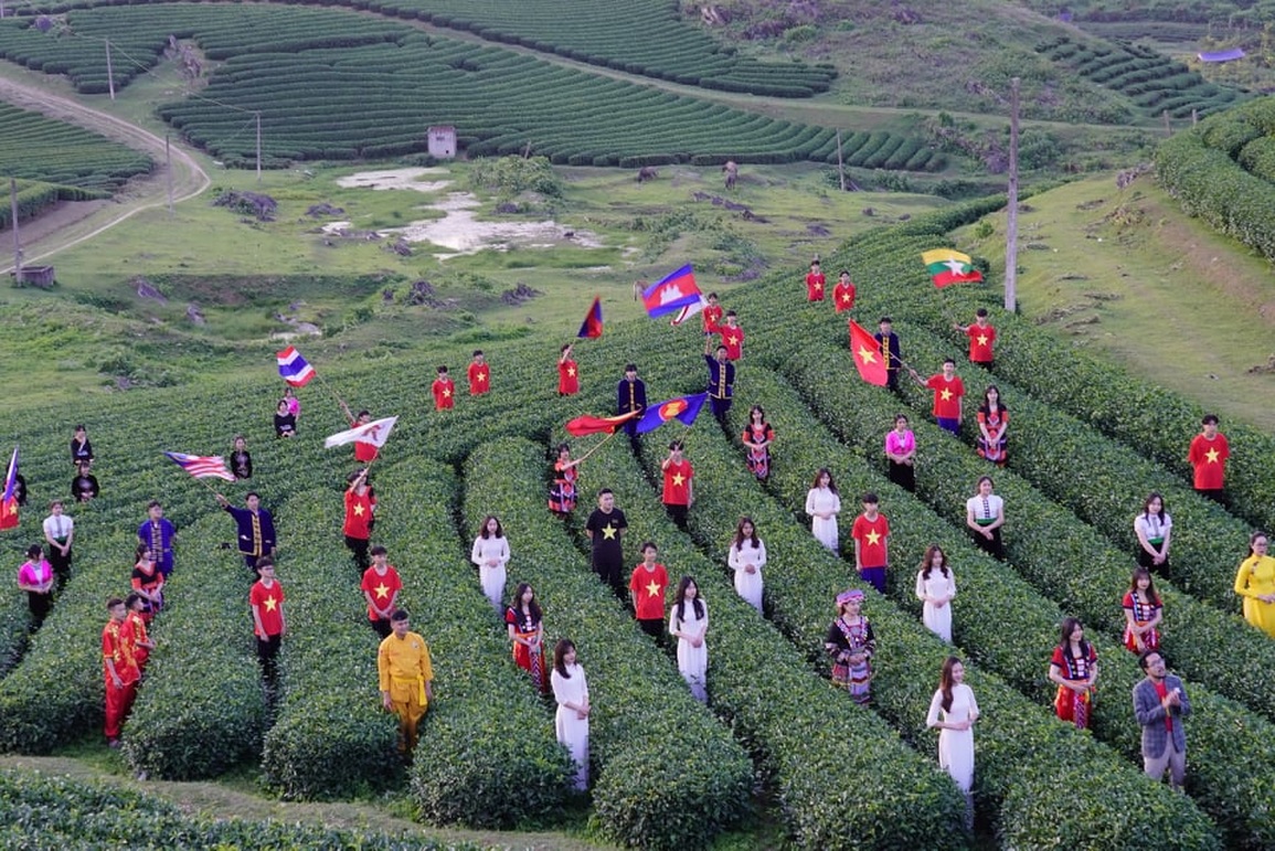 Nữ hoàng wushu Thúy Hiền hát cổ vũ SEA Games 31 - 5 Nữ hoàng wushu Thúy Hiền hát cổ vũ SEA Games 31 - 5