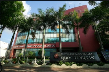 Giáo viên mắc Covid-19, hơn 100 HS trường quốc tế cách ly tại khách sạn