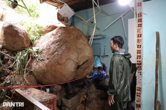 Sạt lở tại Đèo Cả: 2 chị em thiệt mạng, hàng nghìn phương tiện mắc kẹt