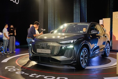 Khách Việt có thêm lựa chọn xe sang thuần điện, giá từ 2,2 tỷ đồng